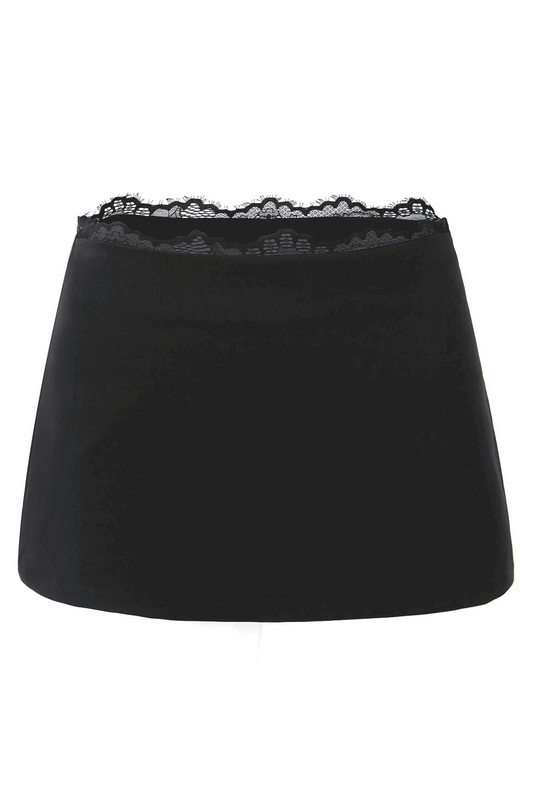 Low waist mini skort with lace trim
