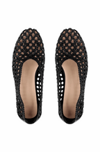 Round toe thick mesh ballerinas