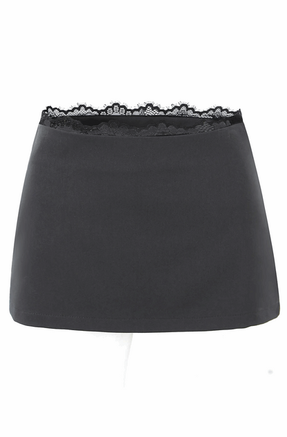Low waist mini skort with lace trim