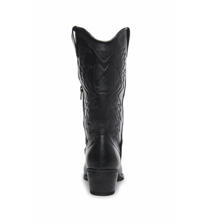 Elegant black western boots perfect for casual and dressy outfits by Parinmi