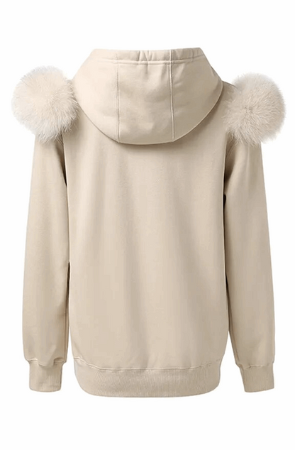 Hoodie with fur on the shoulders