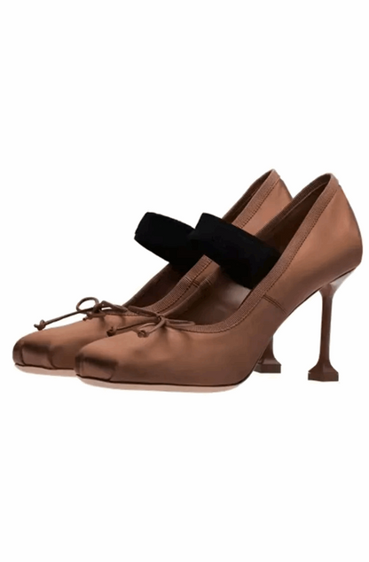 Heeled ballerinas